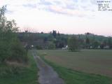 06 : 00