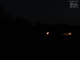 03 : 32