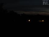 23 : 00