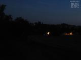 03 : 32