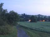 04 : 00