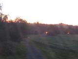 22 : 00
