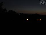 23 : 04