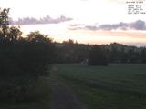 21 : 08