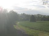 19 : 44