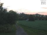 21 : 04
