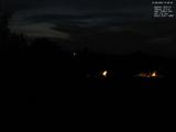 21 : 08