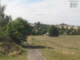 15 : 00