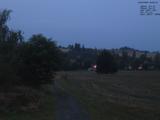 06 : 00