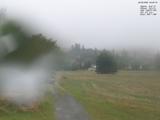 09 : 00