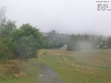 09 : 44