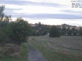 19 : 44
