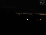 21 : 08