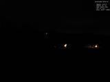 22 : 00
