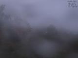 07 : 04