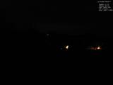 05 : 32