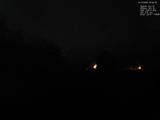 22 : 04