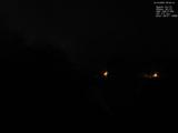 23 : 04
