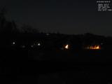 02 : 00