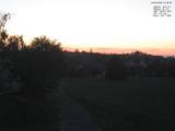 21 : 04