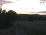 21 : 08