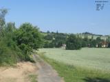 09 : 36