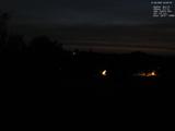 23 : 00