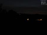 23 : 04