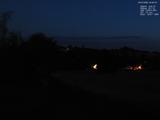 04 : 00
