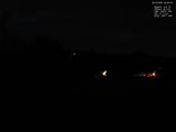 04 : 00