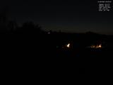 22 : 00