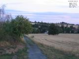 06 : 00