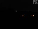 22 : 00