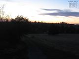 19 : 56