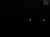 23 : 00