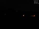 23 : 00