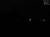 03 : 00