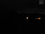 02 : 00