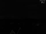 03 : 00