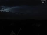 03 : 36