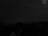 02 : 00
