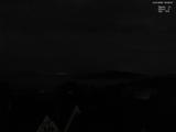 02 : 28