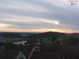 06 : 30