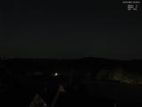 03 : 30