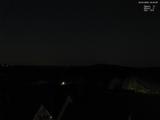 04 : 00