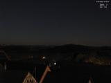 01 : 00