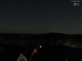 23 : 00
