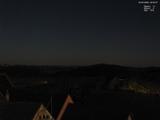 03 : 30