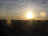 06 : 10