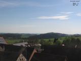 09 : 36